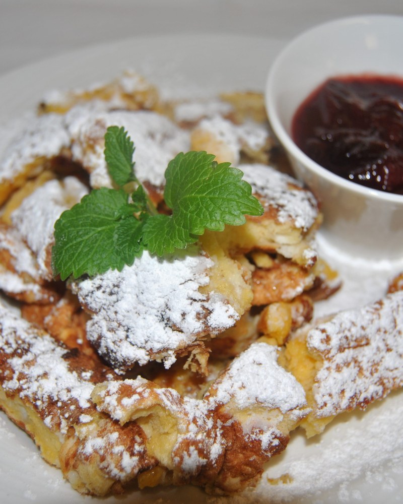 Kaiserschmarren mit Zwetschkenröster